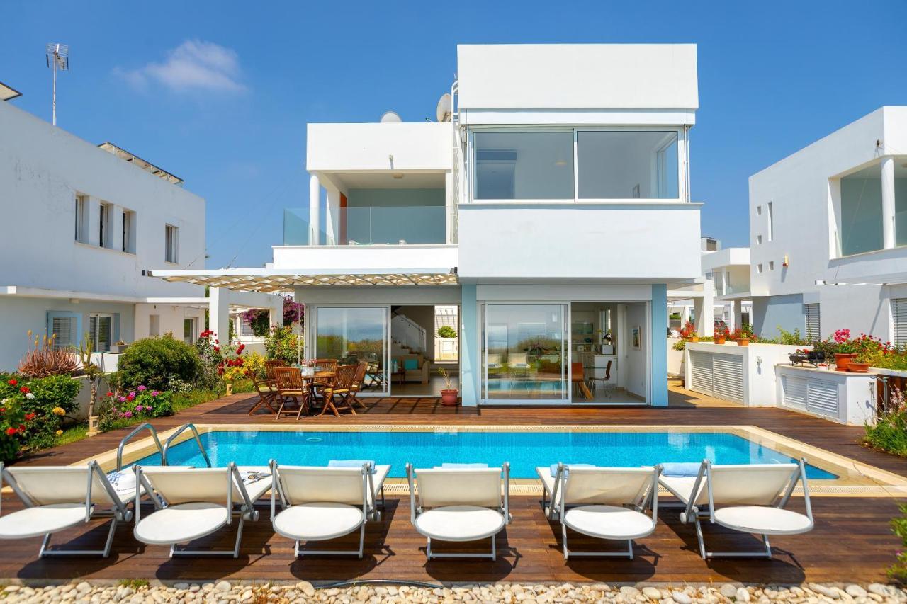 Protaras Beachfront Villa Alia Exterior foto